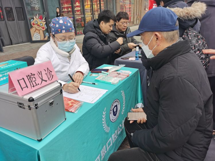 历下区燕山街道 多措并举筑牢健康防线，贴心服务守护银发族