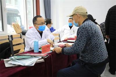 健康进社区义诊迎新年——市立医院“硬核”专家团走进水泉社区，营养健康咨询暖人心